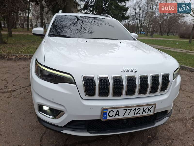Внедорожник / Кроссовер Jeep Cherokee 2021 в Черкассах