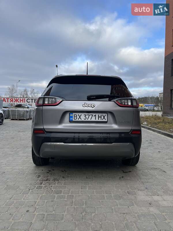 Внедорожник / Кроссовер Jeep Cherokee 2019 в Нетешине фото 4 Внедорожник / Кроссовер Jeep Cherokee 2019 в Нетешине