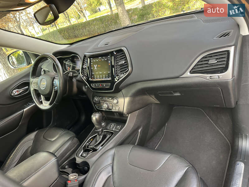 Внедорожник / Кроссовер Jeep Cherokee 2018 в Броварах фото 12 Внедорожник / Кроссовер Jeep Cherokee 2018 в Броварах