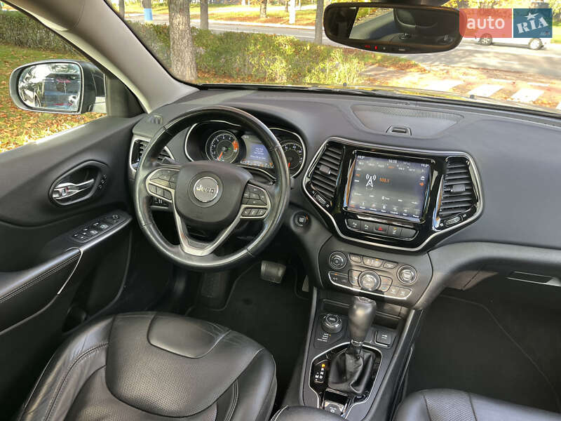 Внедорожник / Кроссовер Jeep Cherokee 2018 в Броварах фото 18 Внедорожник / Кроссовер Jeep Cherokee 2018 в Броварах