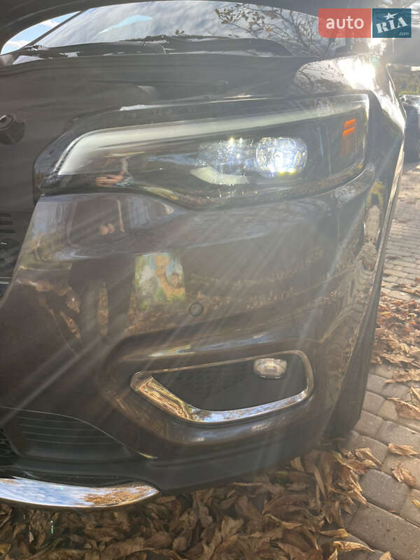 Внедорожник / Кроссовер Jeep Cherokee 2018 в Броварах фото 44 Внедорожник / Кроссовер Jeep Cherokee 2018 в Броварах