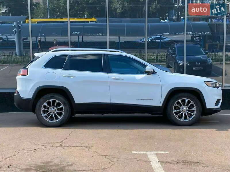 Внедорожник / Кроссовер Jeep Cherokee 2018 в Киеве фото 4 Внедорожник / Кроссовер Jeep Cherokee 2018 в Киеве