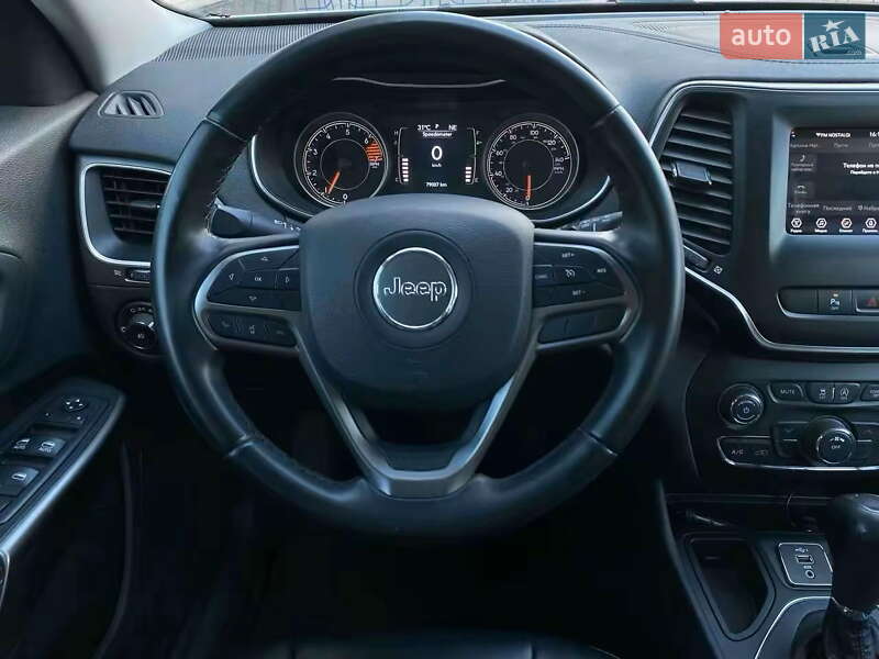 Внедорожник / Кроссовер Jeep Cherokee 2018 в Киеве фото 24 Внедорожник / Кроссовер Jeep Cherokee 2018 в Киеве