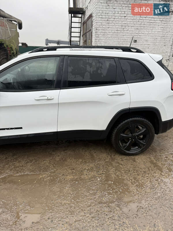Внедорожник / Кроссовер Jeep Cherokee 2020 в Баре фото 3 Внедорожник / Кроссовер Jeep Cherokee 2020 в Баре