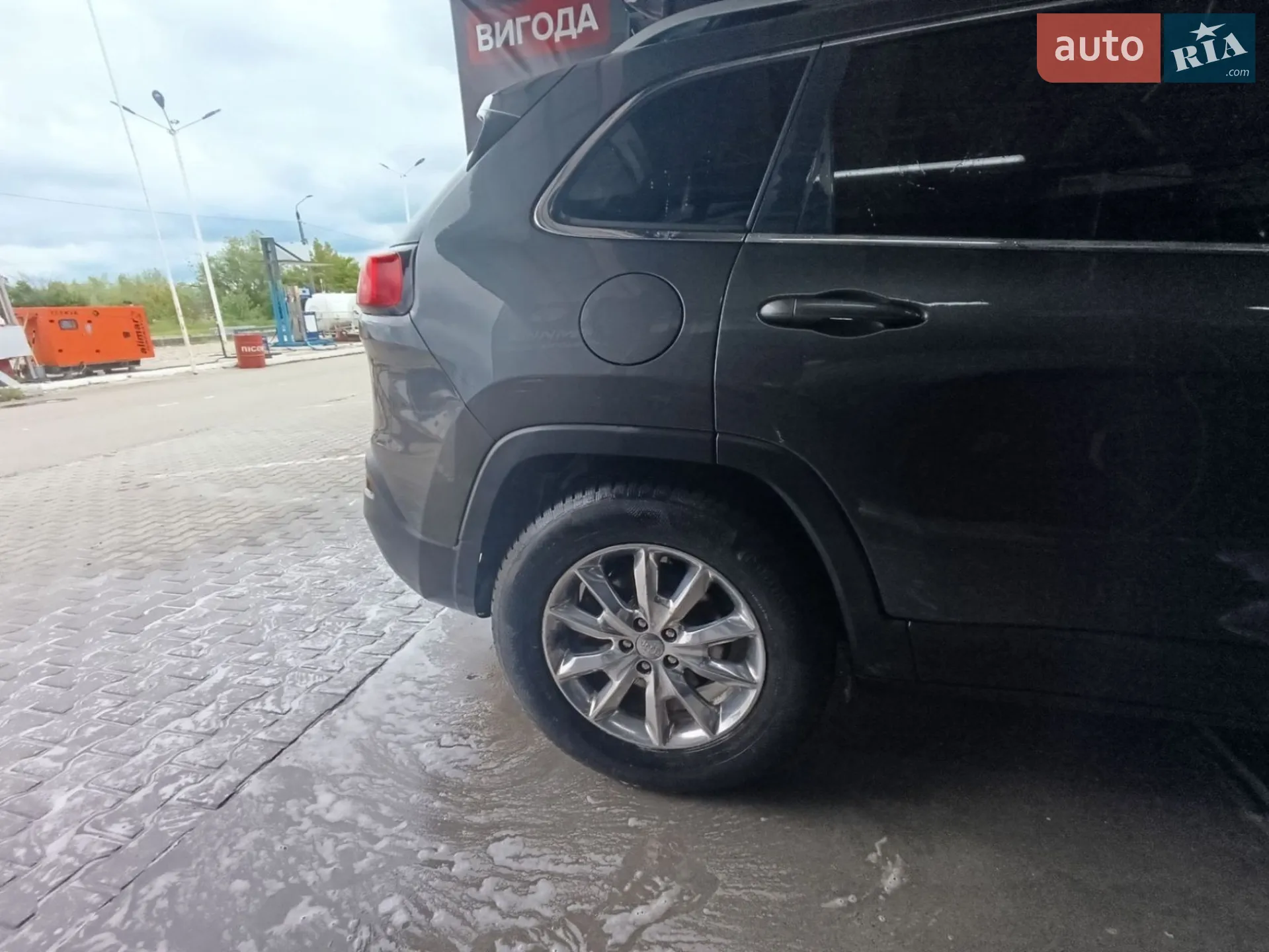 2015 Jeep Cherokee - мініатюра 42