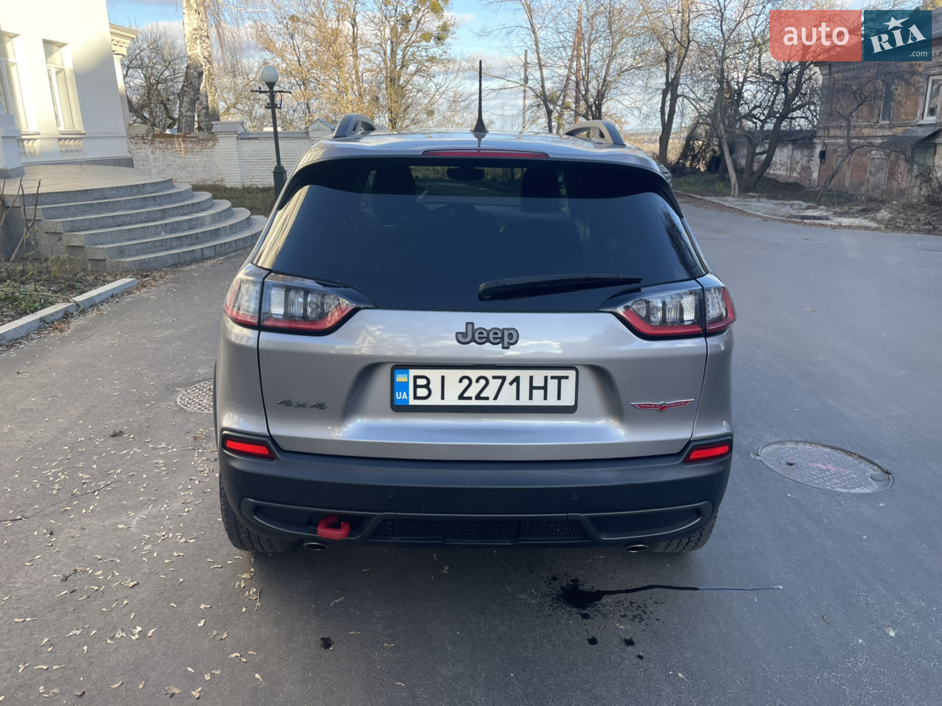 2020 Jeep Cherokee - мініатюра 8