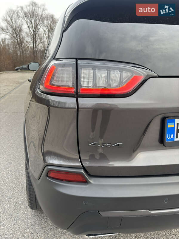 Позашляховик / Кросовер Jeep Cherokee 2021 в Дніпрі