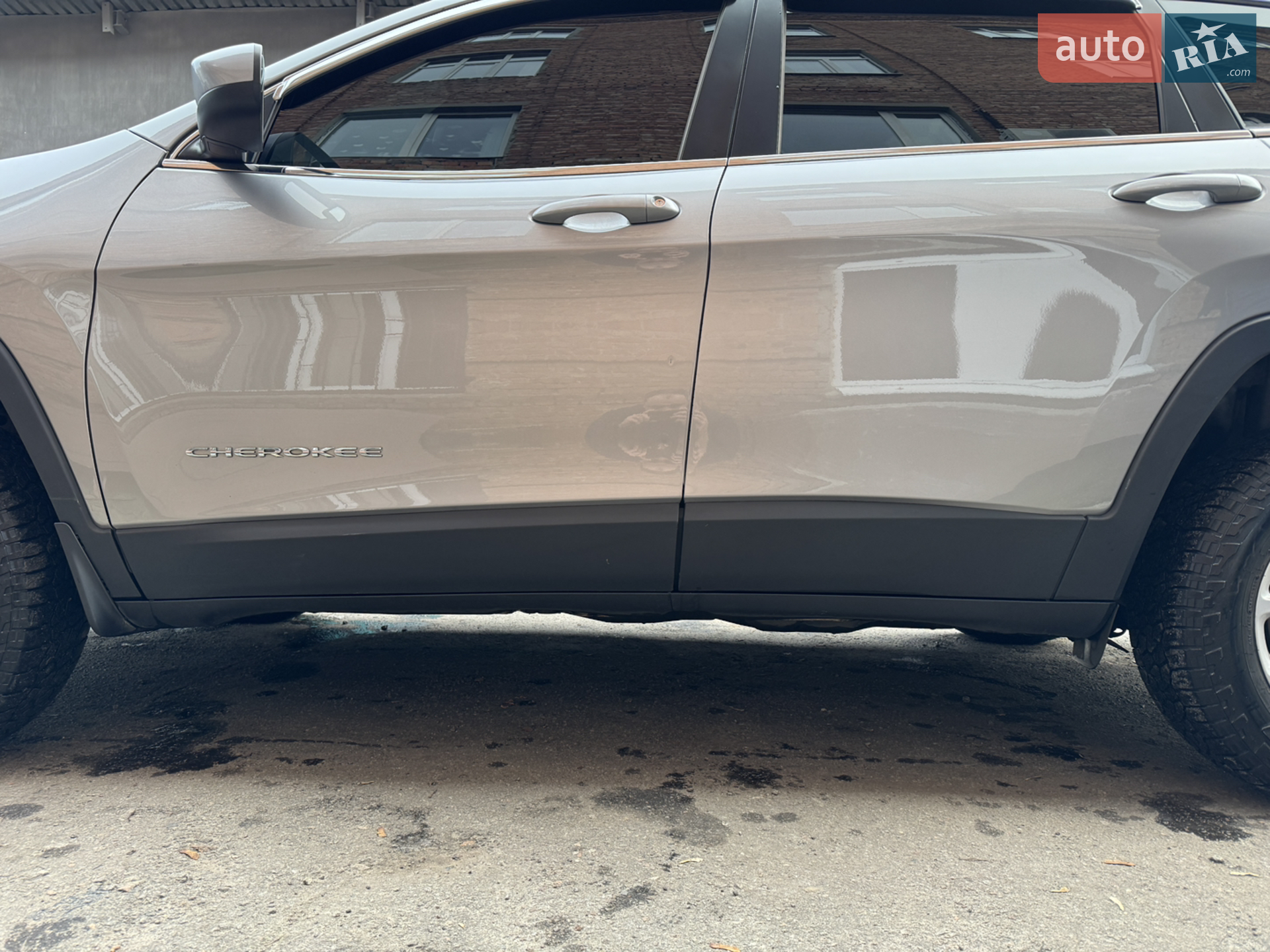 2016 Jeep Cherokee - мініатюра 30
