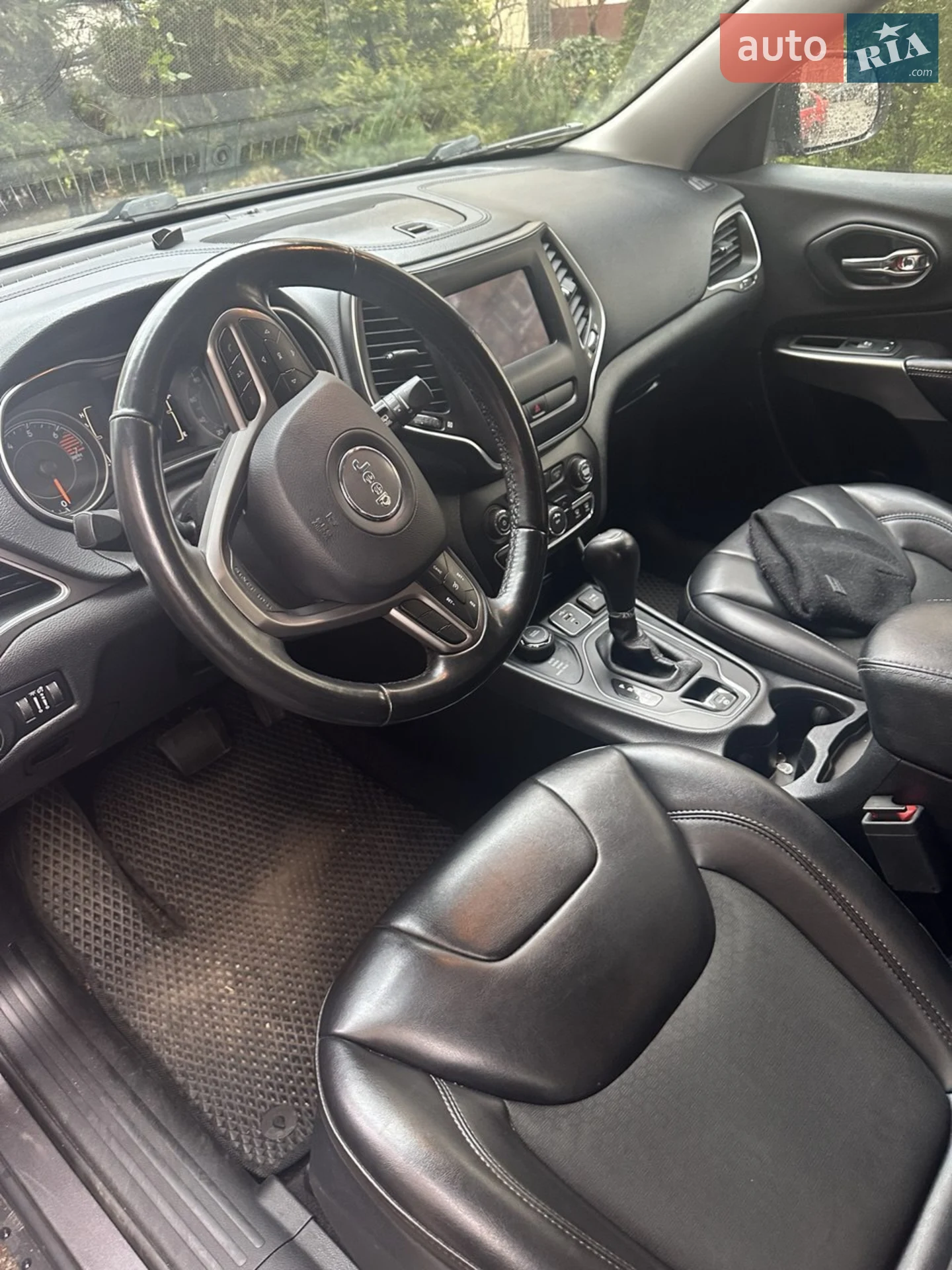 2019 Jeep Cherokee - мініатюра 4