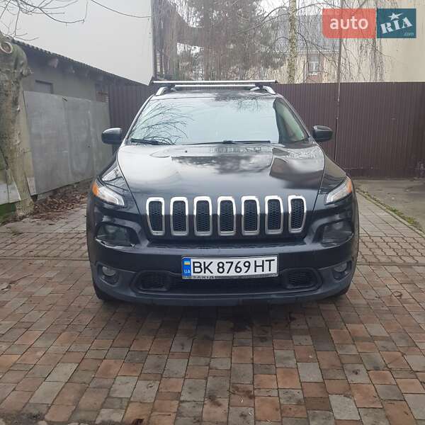Внедорожник / Кроссовер Jeep Cherokee 2016 в Ровно