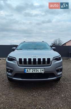 Внедорожник / Кроссовер Jeep Cherokee 2020 в Брошневе-Осаде
