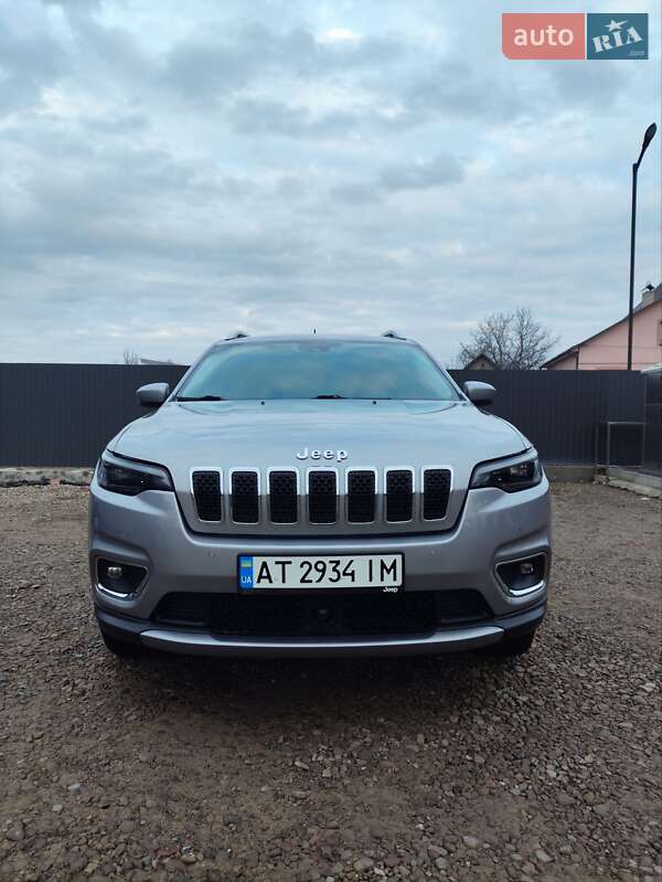 Jeep Cherokee 2020
