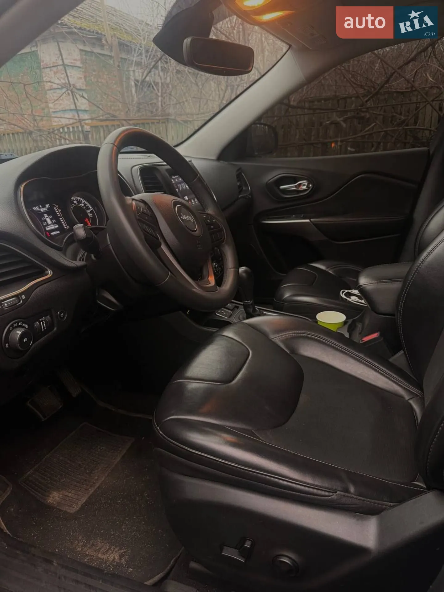 2019 Jeep Cherokee - мініатюра 4