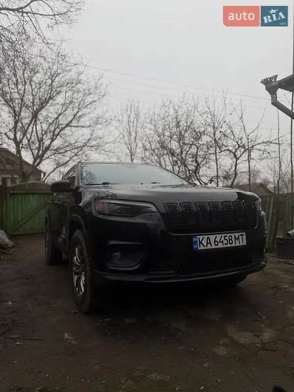Jeep Cherokee 2019 VIN 1C4PJLLB1LD556051 фото оголошення 9 з 54