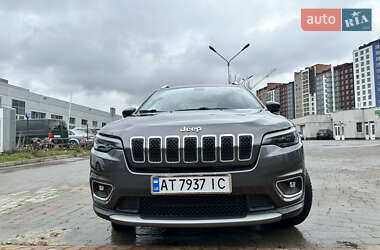 Внедорожник / Кроссовер Jeep Cherokee 2018 в Ивано-Франковске