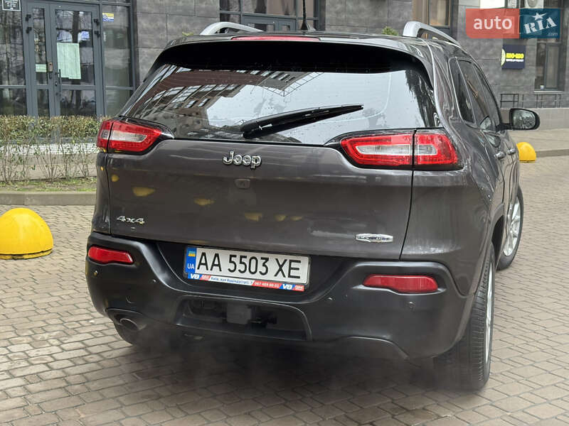 Позашляховик / Кросовер Jeep Cherokee 2017 в Броварах фото 4 Позашляховик / Кросовер Jeep Cherokee 2017 в Броварах