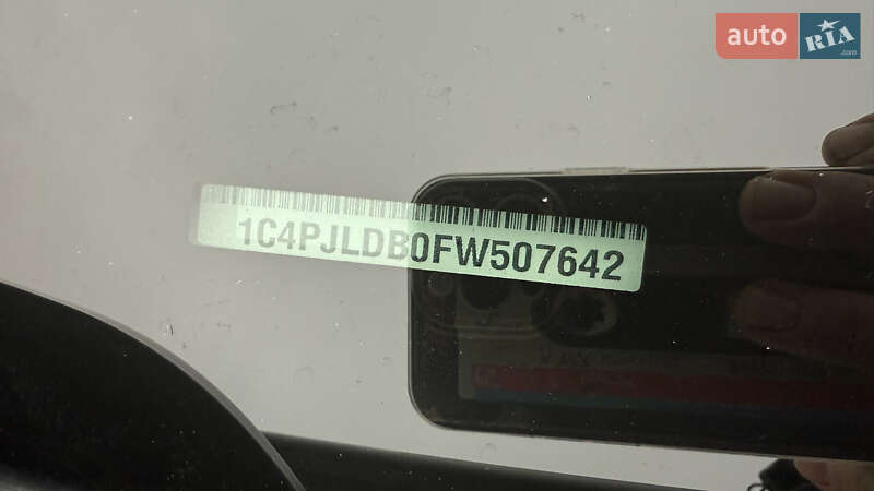 Позашляховик / Кросовер Jeep Cherokee 2015 в Києві