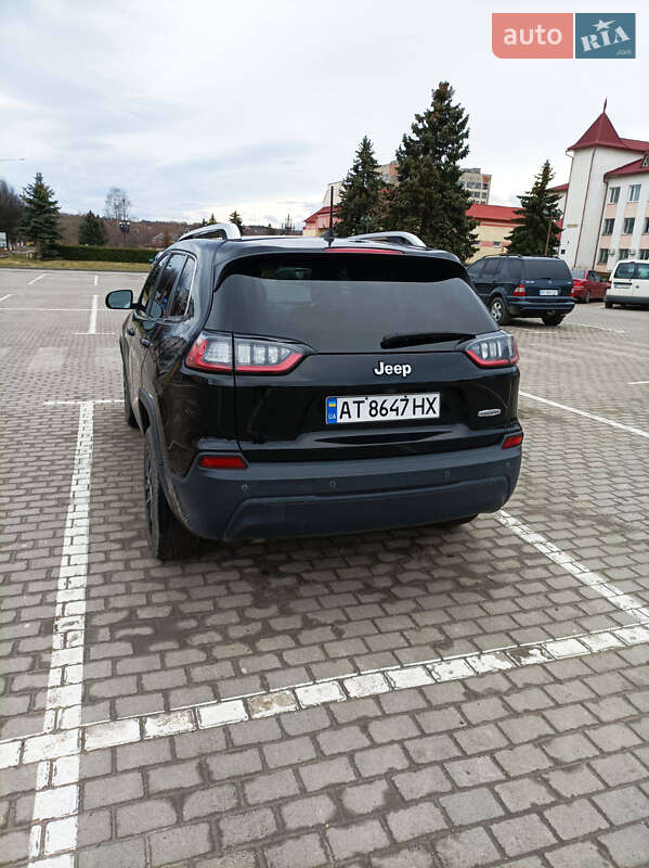 Позашляховик / Кросовер Jeep Cherokee 2018 в Львові