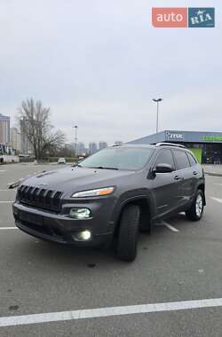 Внедорожник / Кроссовер Jeep Cherokee 2016 в Киеве
