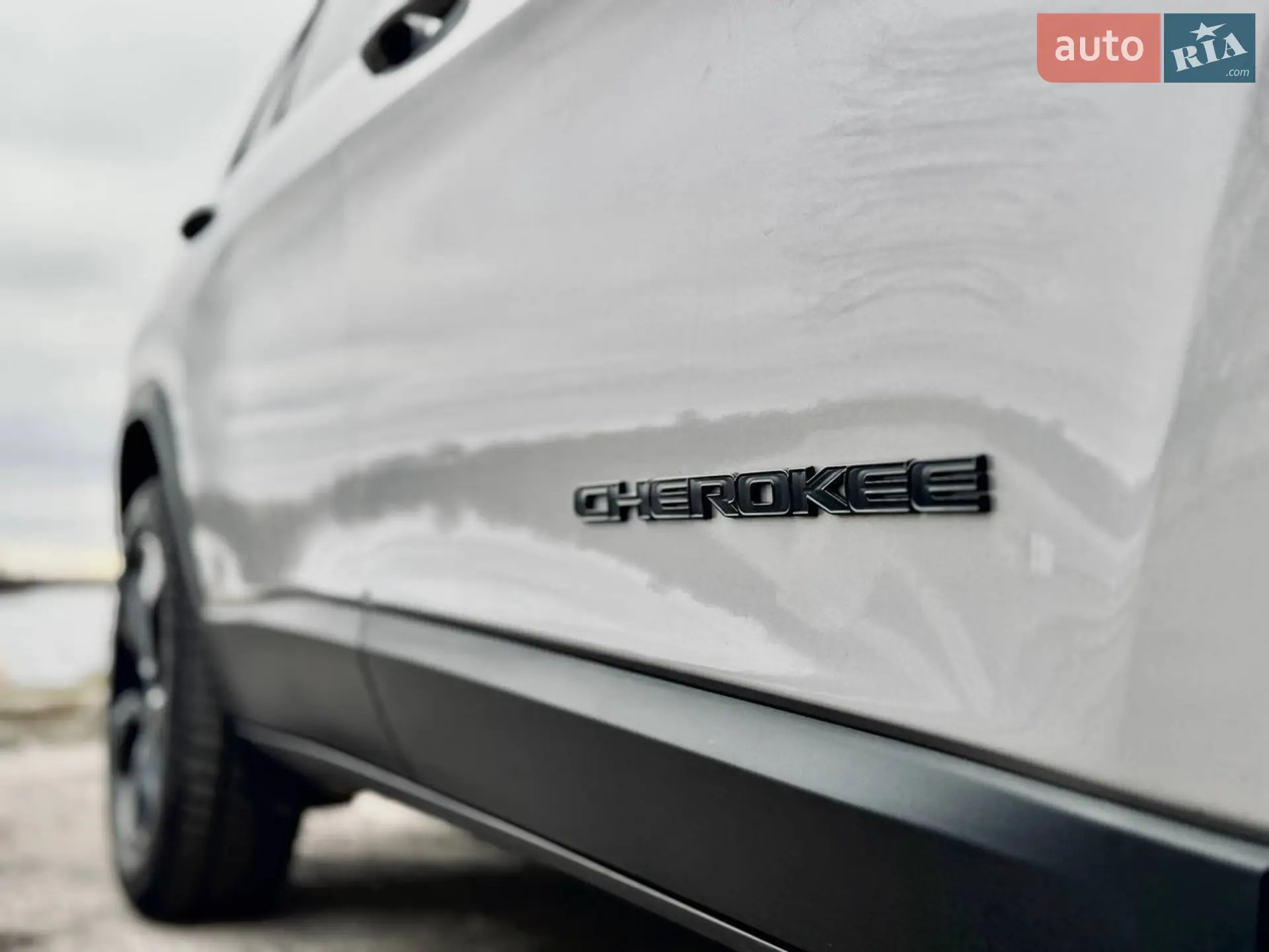 2019 Jeep Cherokee - мініатюра 6