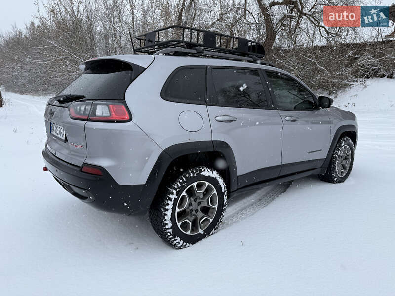 Внедорожник / Кроссовер Jeep Cherokee 2019 в Харькове фото 10 Внедорожник / Кроссовер Jeep Cherokee 2019 в Харькове