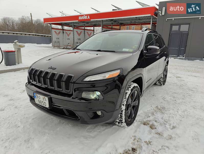 Внедорожник / Кроссовер Jeep Cherokee 2016 в Тернополе