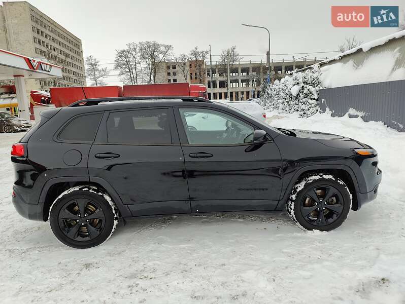 Внедорожник / Кроссовер Jeep Cherokee 2016 в Тернополе