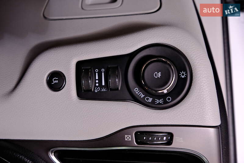 Внедорожник / Кроссовер Jeep Cherokee 2022 в Одессе