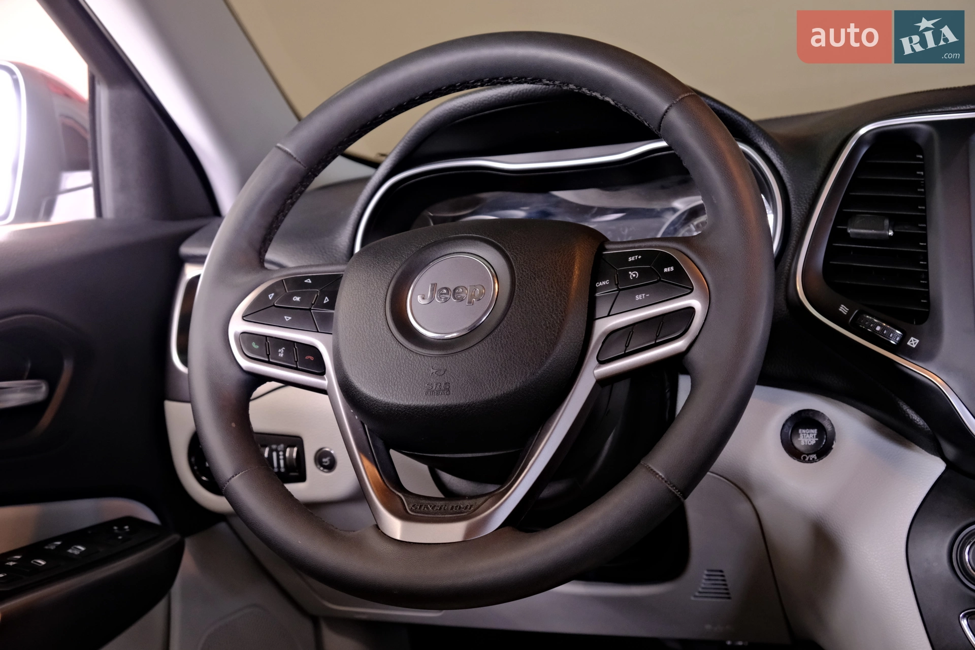 2022 Jeep Cherokee - мініатюра 52
