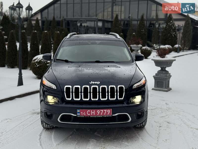 Внедорожник / Кроссовер Jeep Cherokee 2015 в Стрые