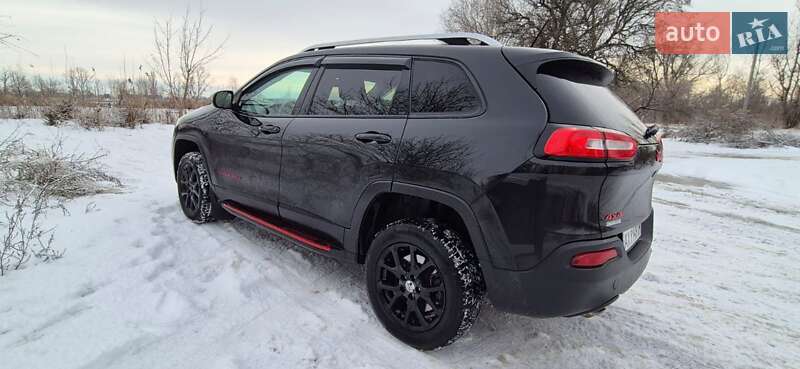 Внедорожник / Кроссовер Jeep Cherokee 2014 в Харькове фото 13 Внедорожник / Кроссовер Jeep Cherokee 2014 в Харькове