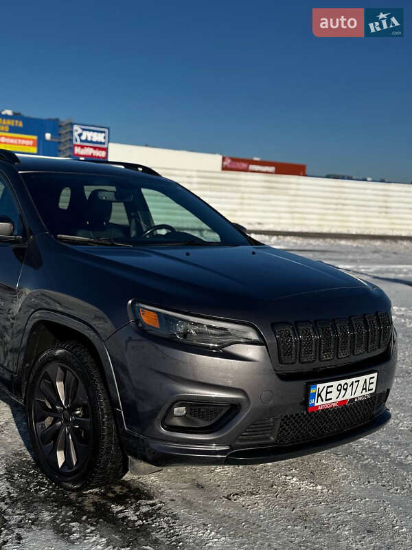 Позашляховик / Кросовер Jeep Cherokee 2019 в Львові