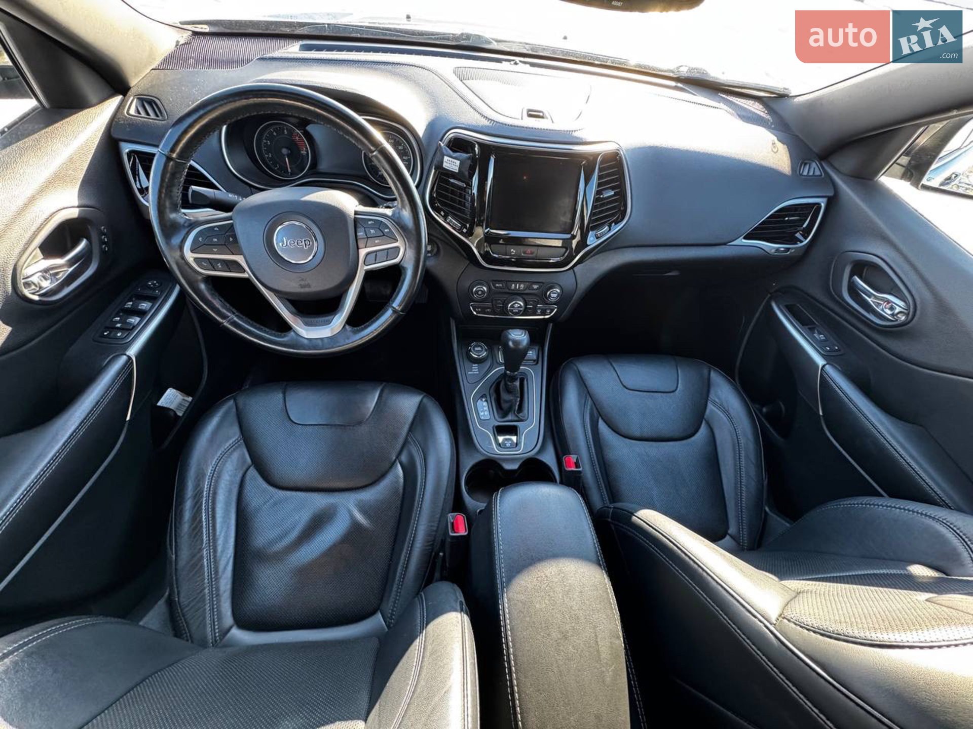 2019 Jeep Cherokee - мініатюра 11