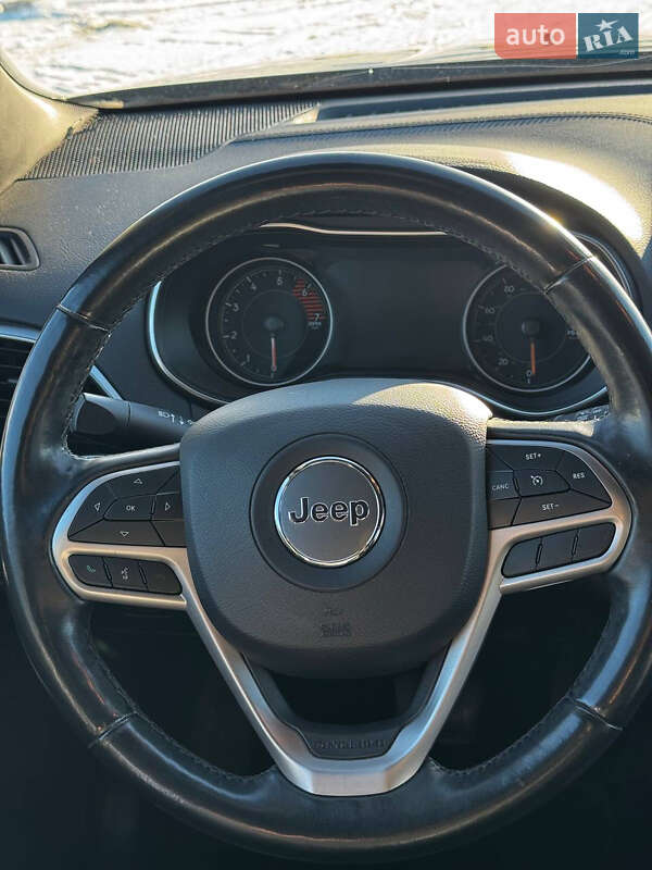 Позашляховик / Кросовер Jeep Cherokee 2019 в Львові