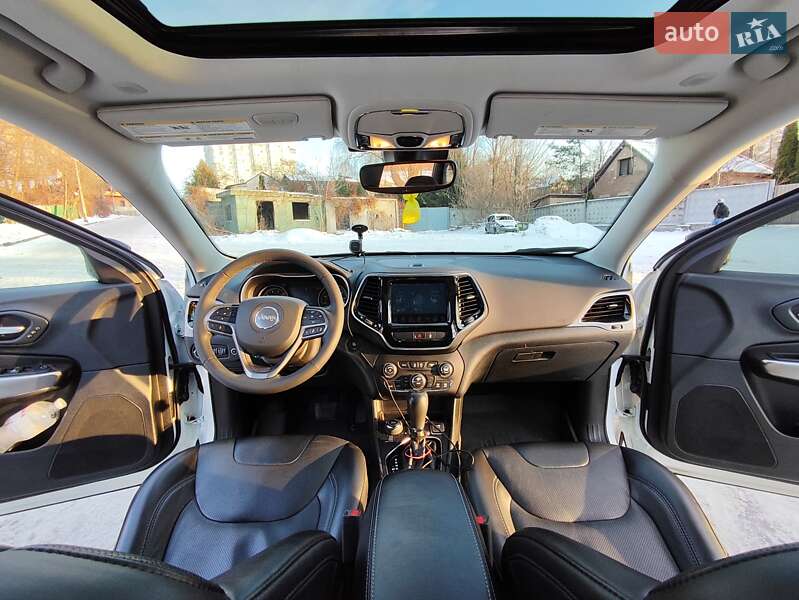 Позашляховик / Кросовер Jeep Cherokee 2022 в Києві