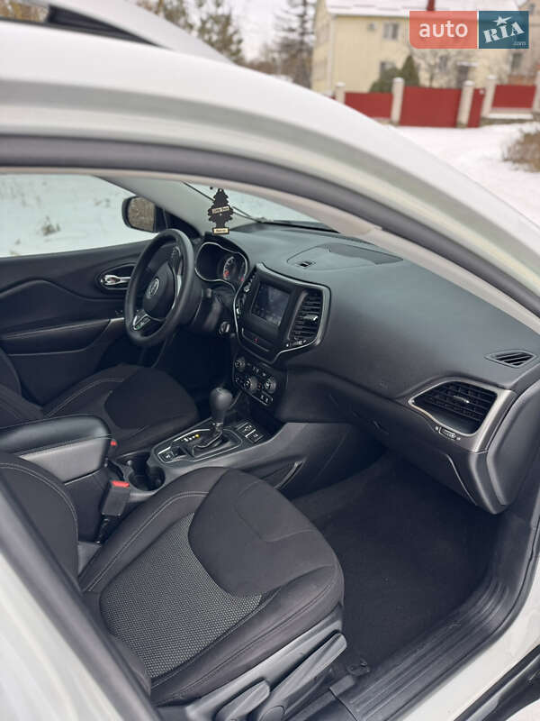 Позашляховик / Кросовер Jeep Cherokee 2020 в Вінниці