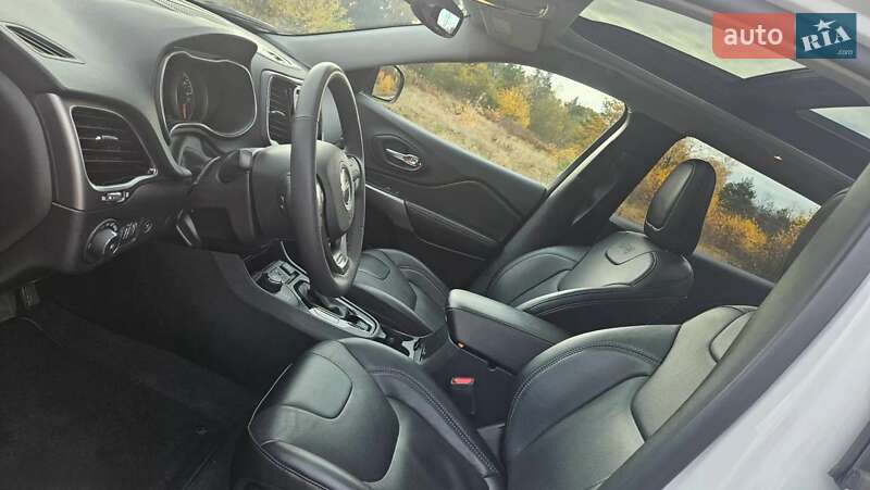 Внедорожник / Кроссовер Jeep Cherokee 2021 в Львове