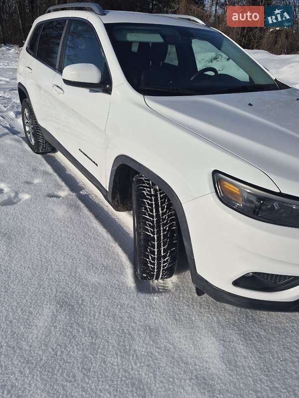 Внедорожник / Кроссовер Jeep Cherokee 2019 в Богуславе