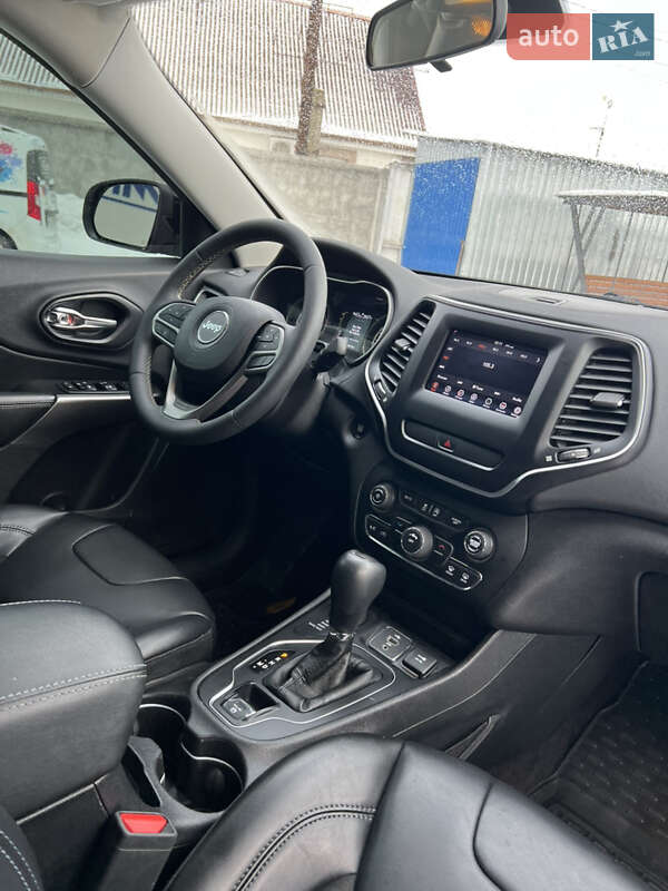 Внедорожник / Кроссовер Jeep Cherokee 2018 в Белой Церкви