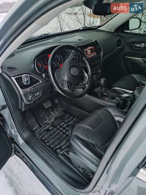 Внедорожник / Кроссовер Jeep Cherokee 2021 в Харькове