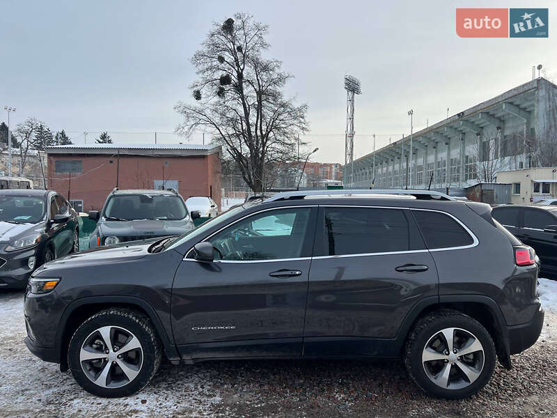 Внедорожник / Кроссовер Jeep Cherokee 2021 в Полтаве