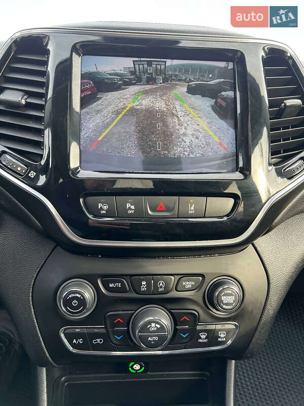 Внедорожник / Кроссовер Jeep Cherokee 2021 в Полтаве