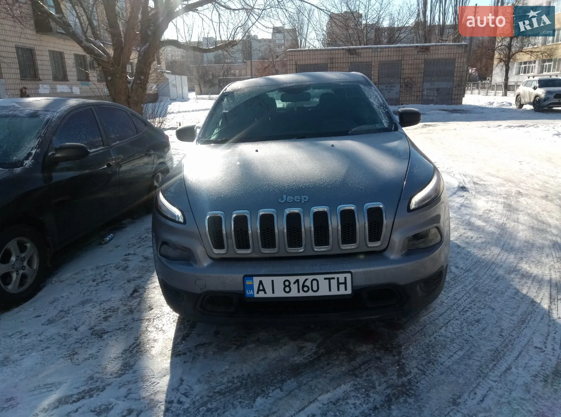 2013 Jeep Cherokee - мініатюра 2