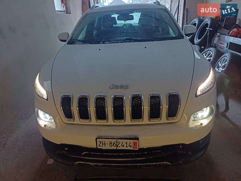 Внедорожник / Кроссовер Jeep Cherokee 2014 в Теребовле