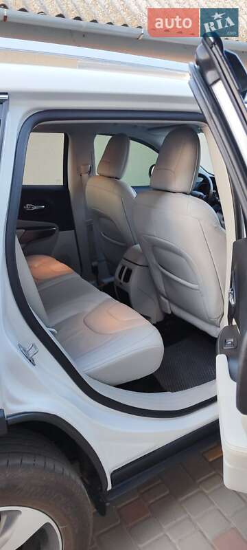 Внедорожник / Кроссовер Jeep Cherokee 2019 в Измаиле