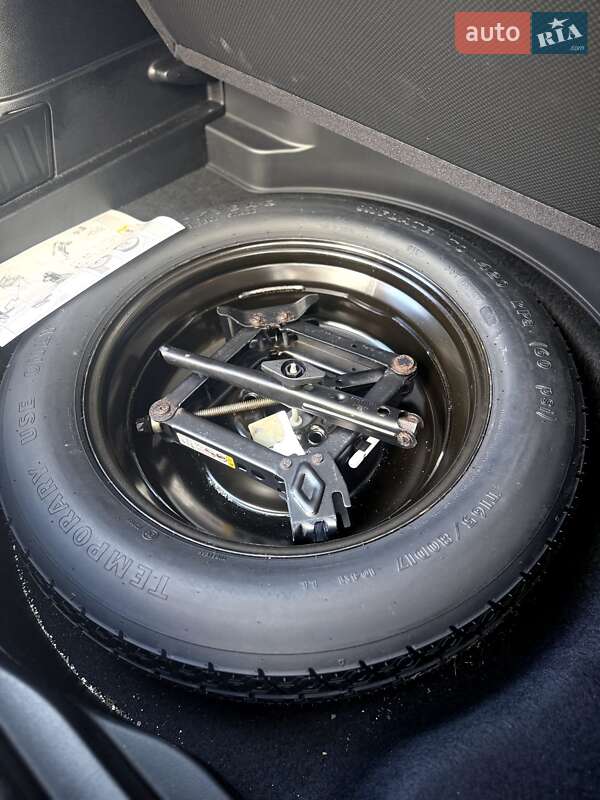 Внедорожник / Кроссовер Jeep Cherokee 2019 в Житомире