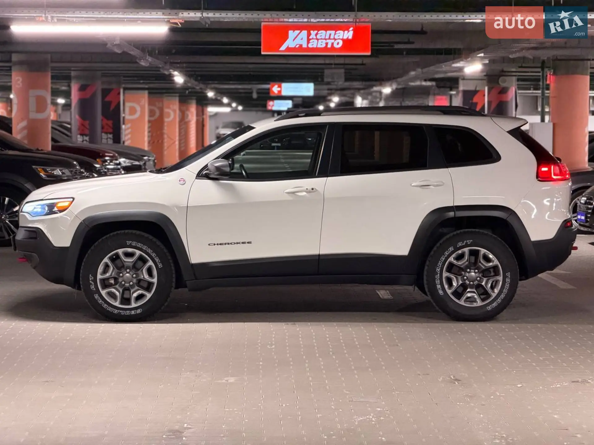 2018 Jeep Cherokee - мініатюра 8