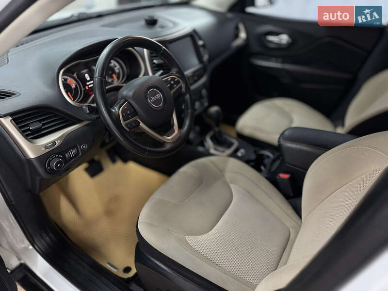 Внедорожник / Кроссовер Jeep Cherokee 2016 в Сумах фото 27 Внедорожник / Кроссовер Jeep Cherokee 2016 в Сумах