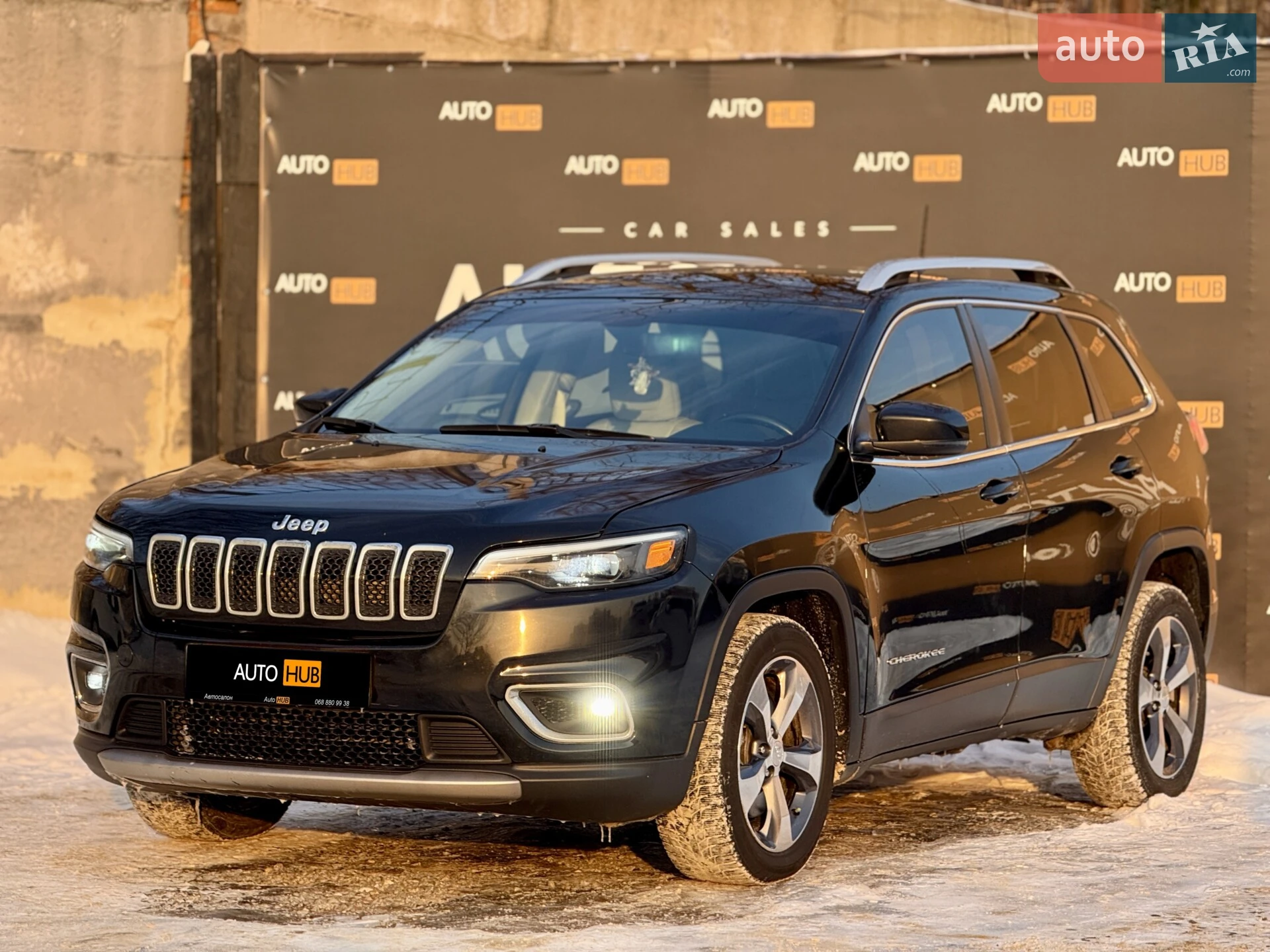 2019 Jeep Cherokee - мініатюра 3
