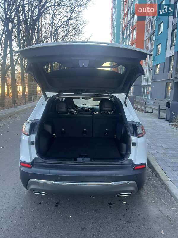 Внедорожник / Кроссовер Jeep Cherokee 2020 в Чернигове